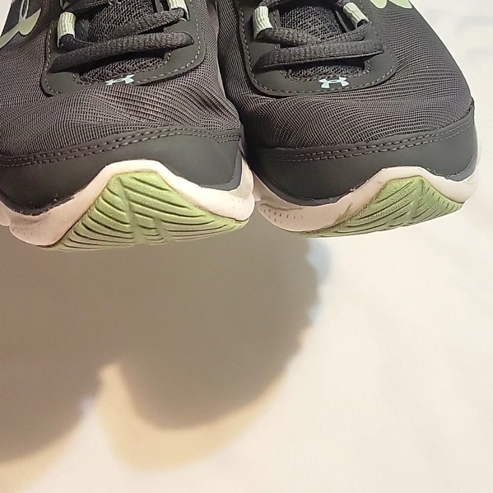 Under Armour Grey & teal sneakers Women's Size 6